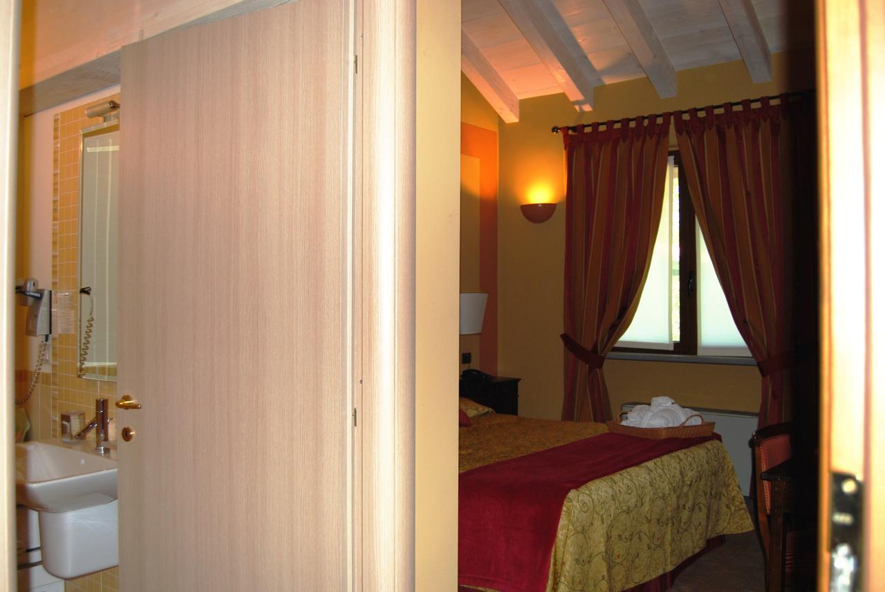 ויג'באנו Hotel Locanda Da Carla מראה חיצוני תמונה